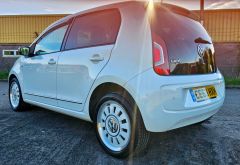 VOLKSWAGEN UP WHITE EDITION 1.0 ASG + HEATED SEATS + A/C + ULEZ - 435 - 5